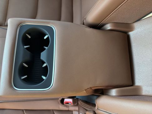 New 2026 Genesis GV70 2.5T Advanced image 15