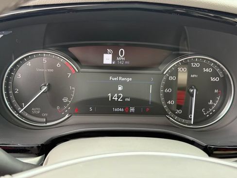 Certified 2023 Cadillac XT5 Premium Luxury AWD/4WD image 27