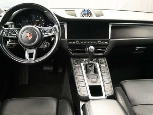 Used 2021 Porsche Macan GTS image 8
