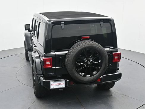 Used 2021 Jeep Wrangler Unlimited Sahara AWD/4WD image 24
