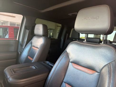 Used 2020 GMC Sierra 1500 AT4 w/ AT4 Premium Package AWD/4WD image 7