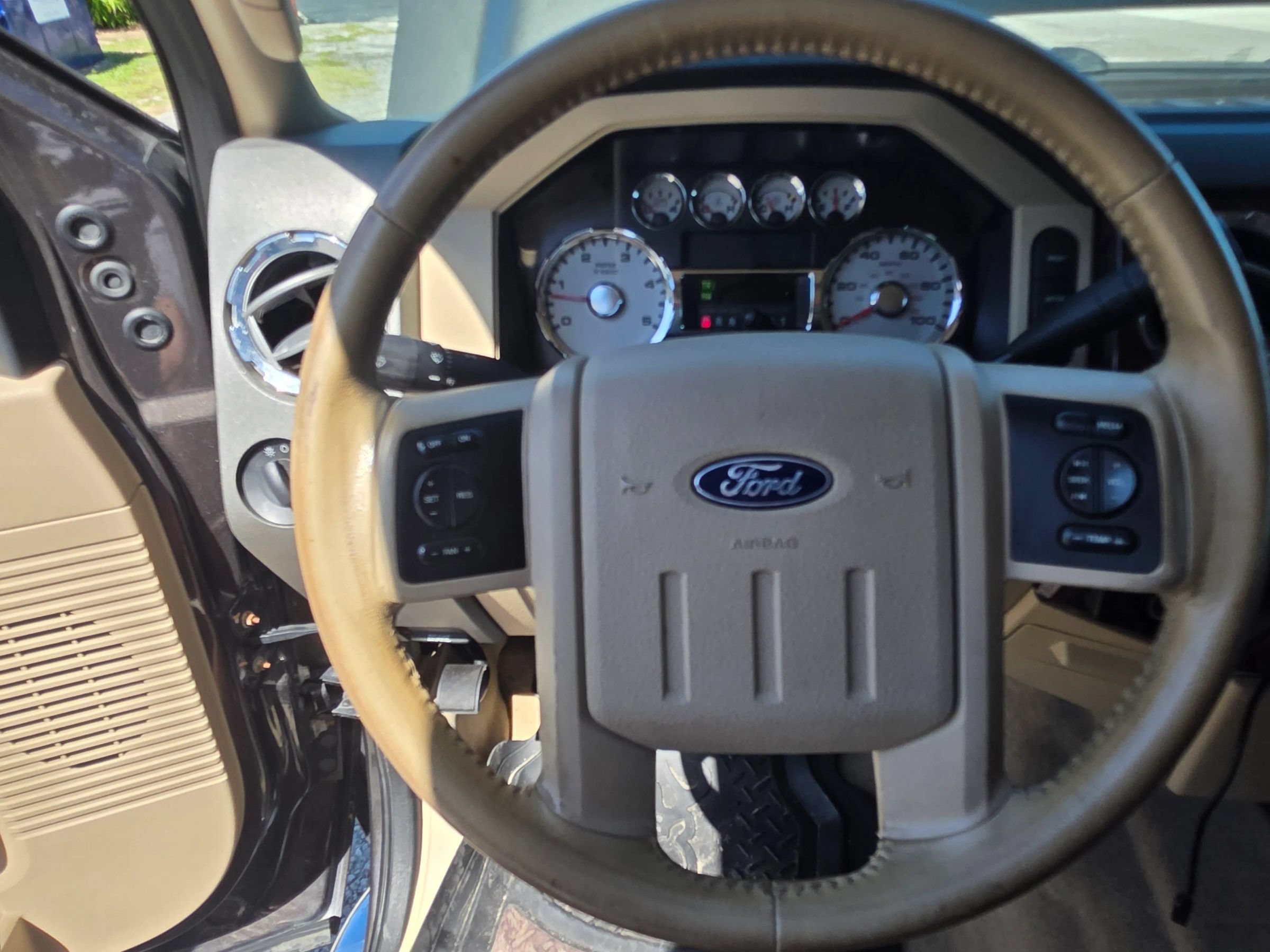 Used 2008 Ford F250 Lariat AWD/4WD image 19