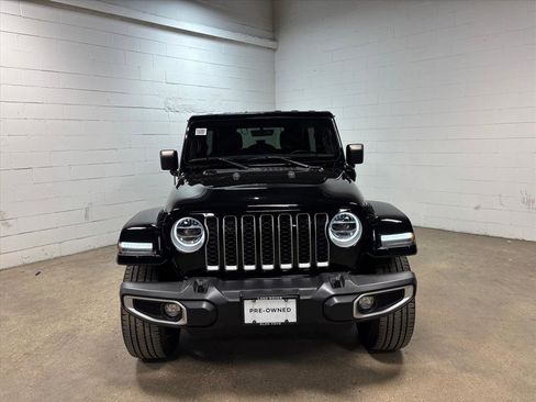 Used 2021 Jeep Wrangler Unlimited Sahara w/ Cold Weather Group image 3
