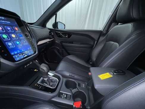 Certified 2025 Subaru Forester Limited image 5