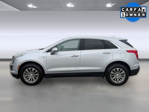 Used 2017 Cadillac XT5 Luxury w/ Driver Awareness Package image 2