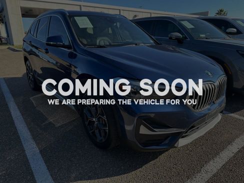 Used 2021 BMW X1 sDrive28i w/ Premium Package image 2