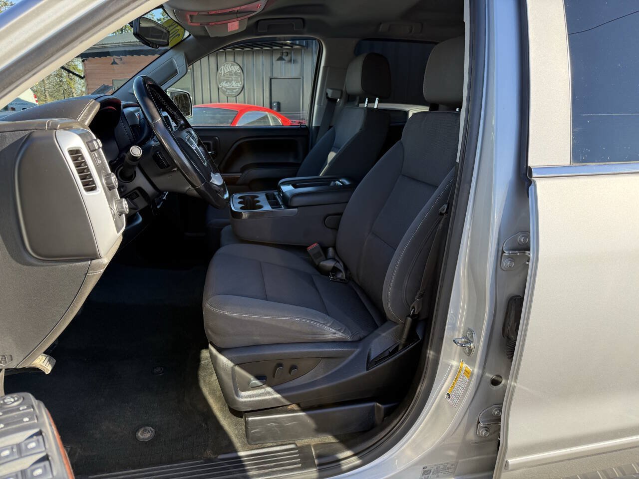 Used 2018 GMC Sierra 1500 SLE w/ SLE Value Package AWD/4WD image 10
