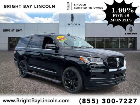 Used 2023 Lincoln Navigator Reserve w/ Monochromatic Package AWD/4WD image 1