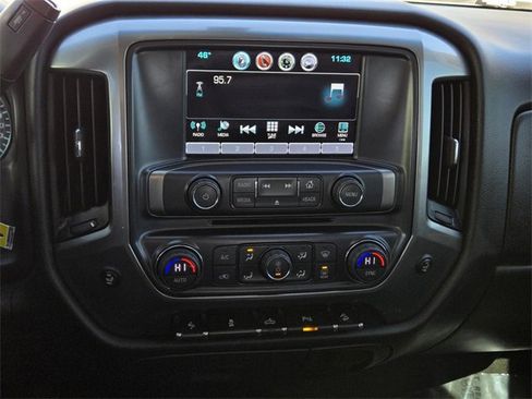 Used 2018 Chevrolet Silverado 1500 LT w/ All Star Edition image 30