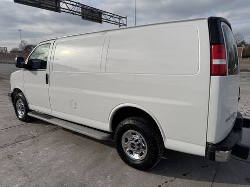 Used 2020 GMC Savana 2500 w/ Driver Convenience Package image 10