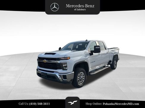 Used 2024 Chevrolet Silverado 2500 LT image 1