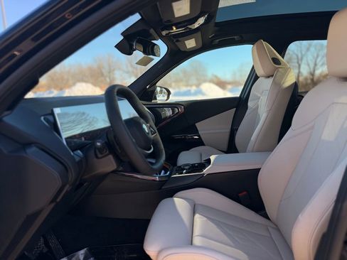 New 2026 BMW X3 xDrive30 w/ Premium Package image 14