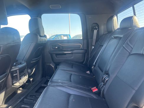Used 2022 RAM 2500 Limited w/ Night Edition image 8