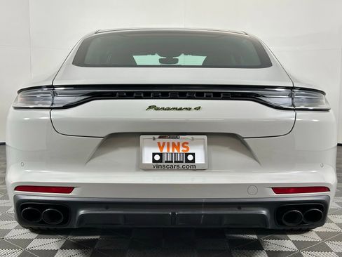 Used 2023 Porsche Panamera 4 Platinum Edition w/ Smoking Package image 29