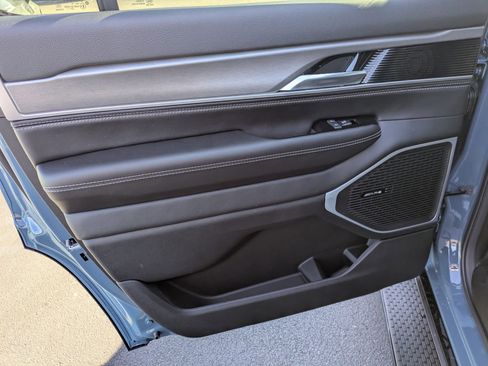 New 2026 Jeep Grand Wagoneer 4WD image 22