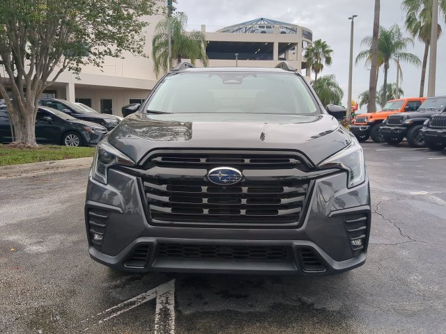 Used 2024 Subaru Ascent Onyx Edition Limited AWD/4WD image 3