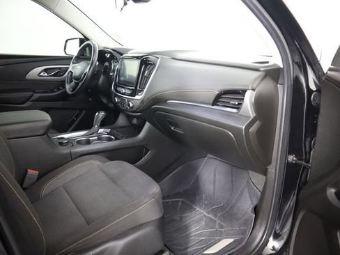 Used 2020 Chevrolet Traverse LT w/ Driver Confidence II Package AWD/4WD image 59