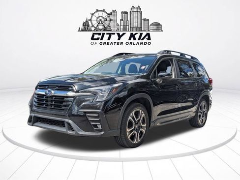 Used 2023 Subaru Ascent Limited AWD/4WD image 2