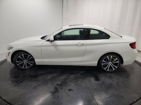 Used 2020 BMW 230i xDrive Coupe w/ Convenience Package image 4