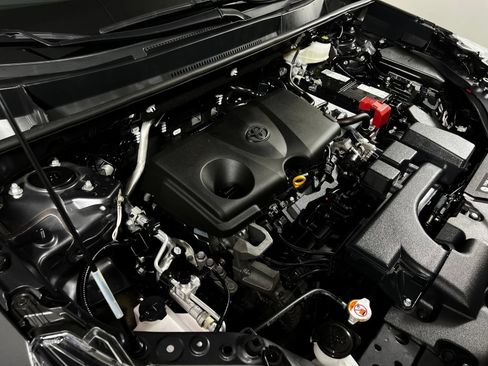 Certified 2025 Toyota RAV4 XLE AWD/4WD image 10