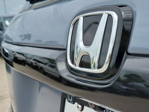 Used 2025 Honda Passport Black Edition image 8