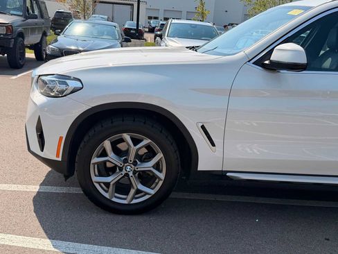 Used 2024 BMW X3 xDrive30i AWD/4WD image 2