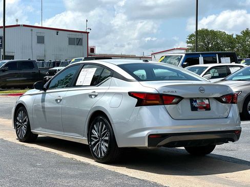 Used 2026 Nissan Altima 2.5 SV FWD image 13