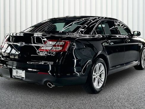 Used 2018 Ford Taurus SEL FWD image 6