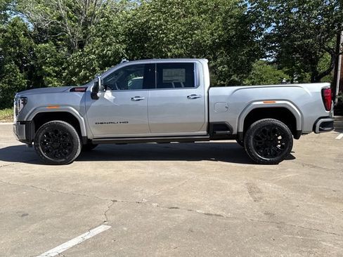 New 2026 GMC Sierra 2500 Denali w/ Denali Reserve Package AWD/4WD image 11
