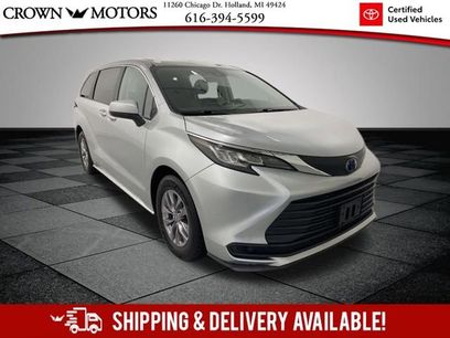 Used 2023 Toyota Sienna LE