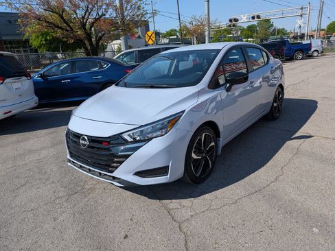 Used 2025 Nissan Versa SR w/ Trunk Package FWD image 3