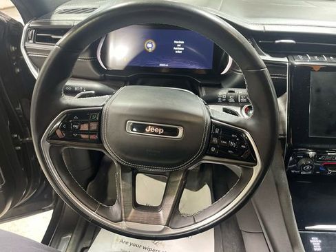 Certified 2022 Jeep Grand Cherokee L Overland image 14