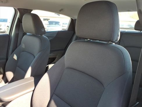 Used 2023 Chevrolet Malibu LT image 13