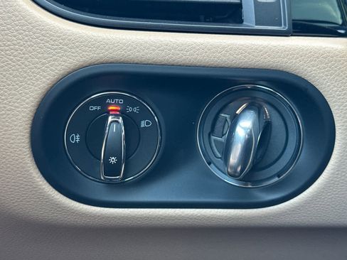 New 2026 Porsche Macan image 30