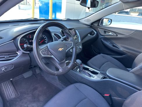Used 2022 Chevrolet Malibu RS image 17