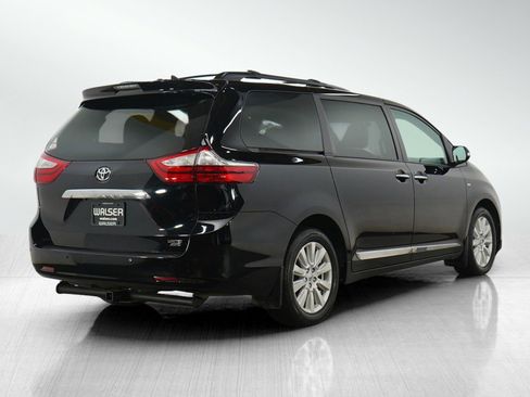 Used 2017 Toyota Sienna Limited Premium w/ Protection Package AWD/4WD image 6