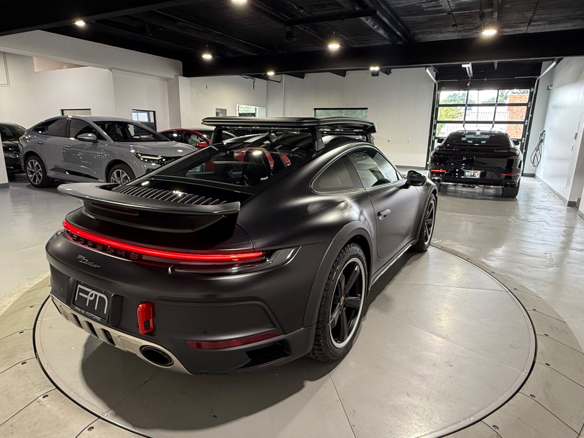 Used 2024 Porsche 911 Dakar AWD/4WD image 18