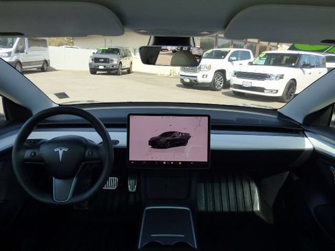 Used 2023 Tesla Model 3 Standard Range RWD image 16