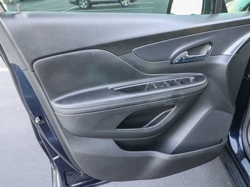 Certified 2022 Buick Encore Preferred w/ Safety Package image 13