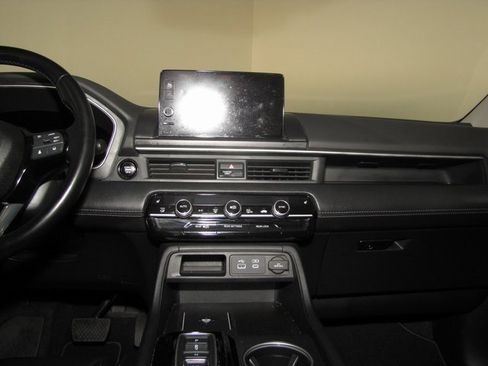 Certified 2023 Honda Pilot Touring image 16