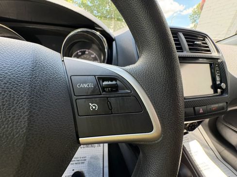 Used 2025 Mitsubishi Outlander Sport AWD image 33