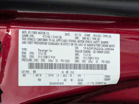 Used 2016 Ford Focus Titanium image 33