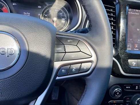 Used 2021 Jeep Cherokee Limited w/ Elite Package image 25