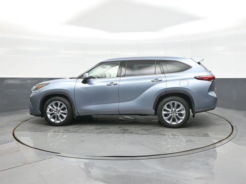 Used 2020 Toyota Highlander Limited image 4