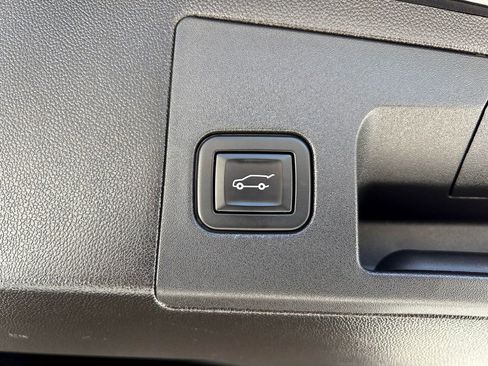 Used 2020 Cadillac XT5 Sportv w/ Platinum Package image 17