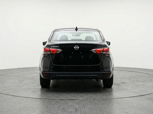 Used 2025 Nissan Versa SV FWD image 7