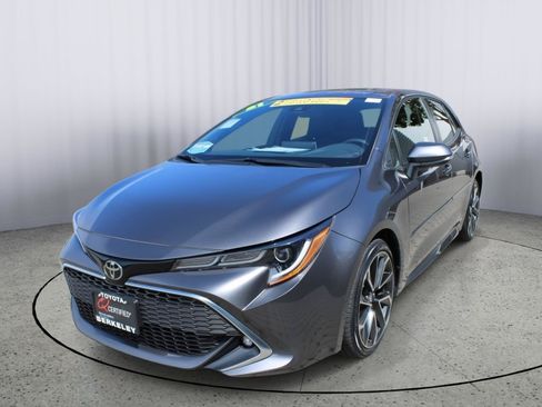 Used 2021 Toyota Corolla XSE FWD image 4