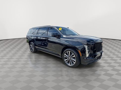 Used 2026 Cadillac Escalade ESV Sport w/ Touring Package AWD/4WD image 2