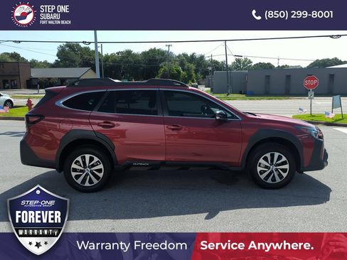 Used 2025 Subaru Outback Premium AWD/4WD image 8