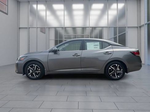 Certified 2025 Nissan Sentra SV w/ Trunk Package FWD image 5